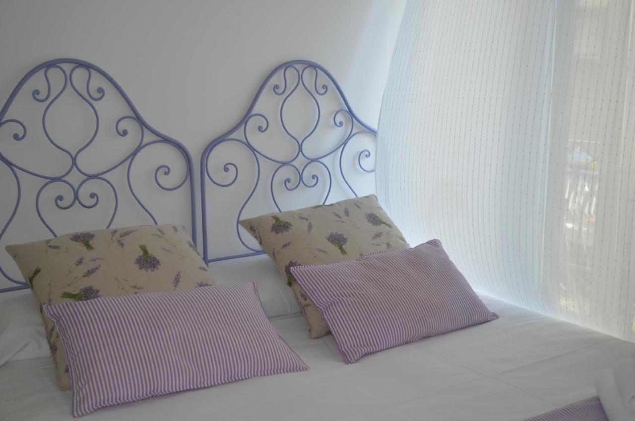 Frasteva Villa Aci Castello Eksteriør bilde